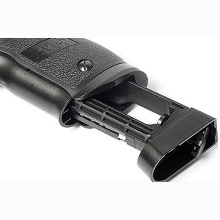Magazine sliding into G226 Pistol