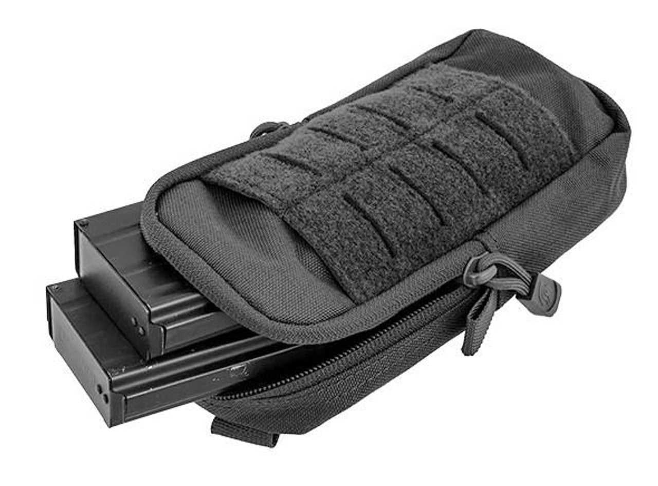 Lancer Tactical Enclosed Magazine Pouch, Black